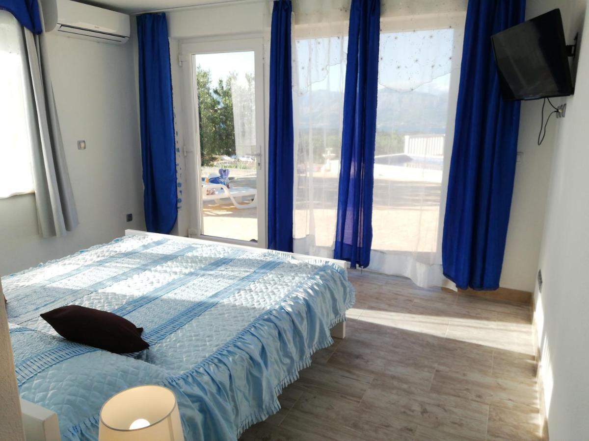 Vila Maslinica Pucisca Buitenkant foto